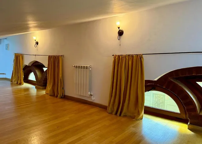 Macca-Villacrosse Suites